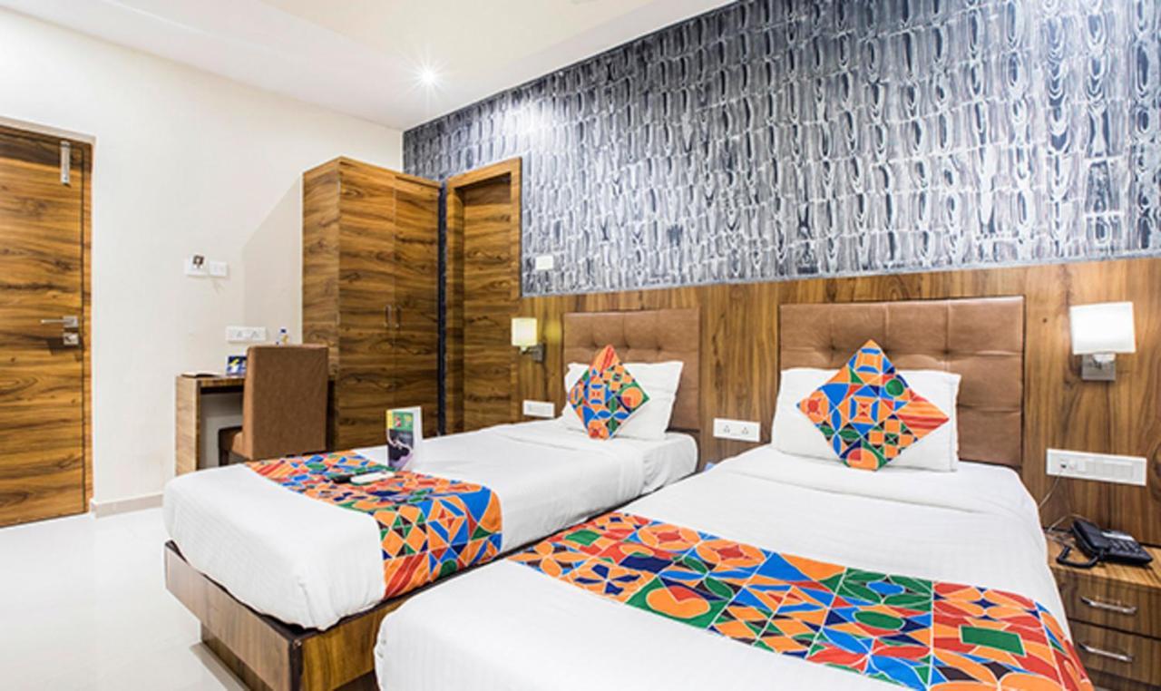 Fabhotel Amour - Nr Mumbai International Airport Exterior photo