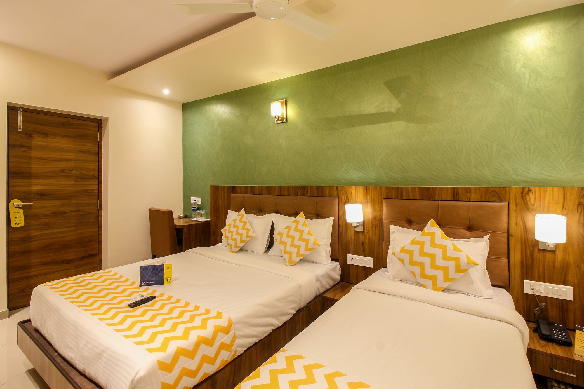 Fabhotel Amour - Nr Mumbai International Airport Exterior photo