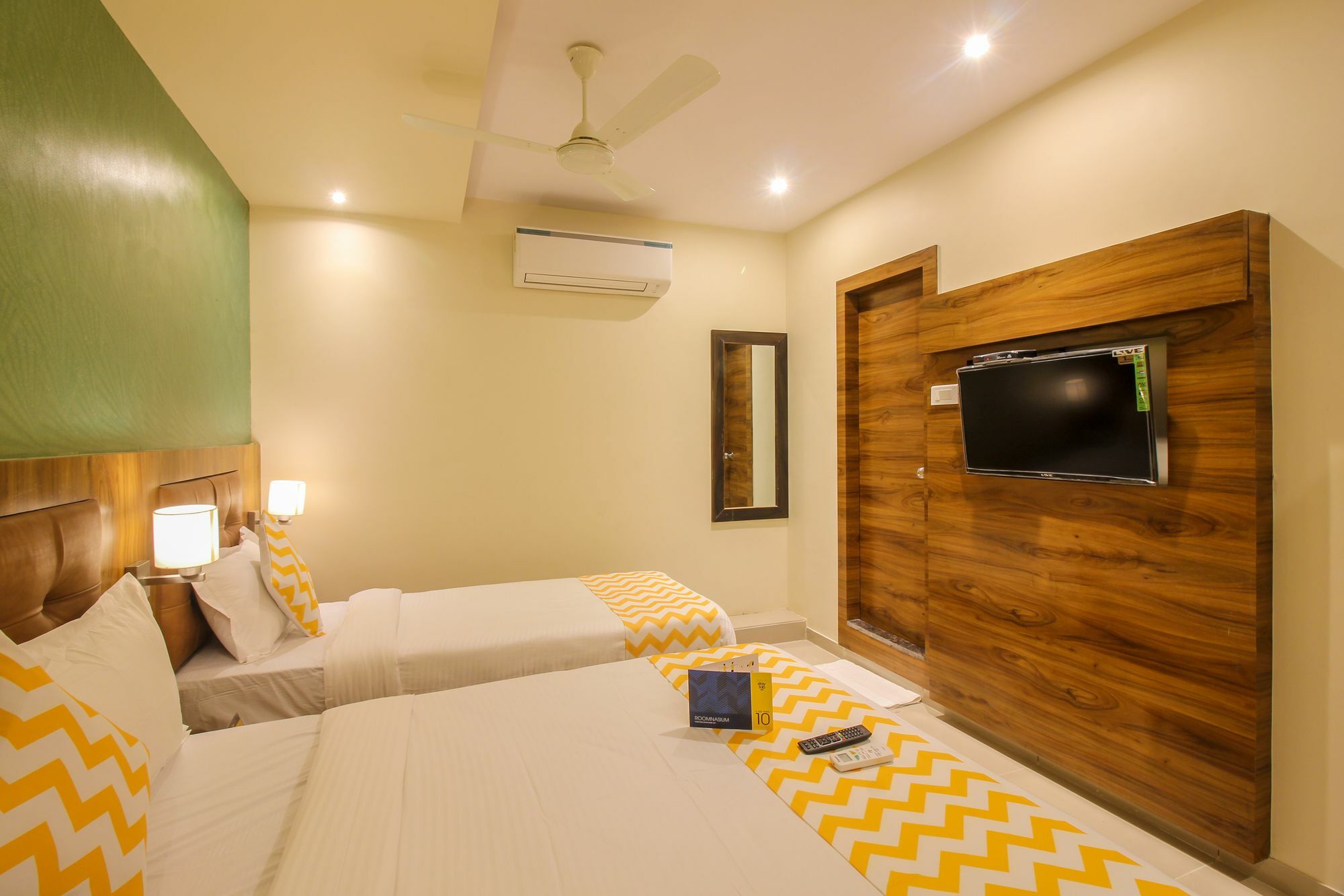 Fabhotel Amour - Nr Mumbai International Airport Exterior photo