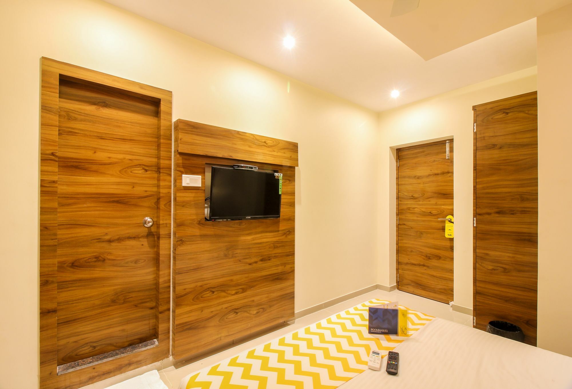 Fabhotel Amour - Nr Mumbai International Airport Exterior photo