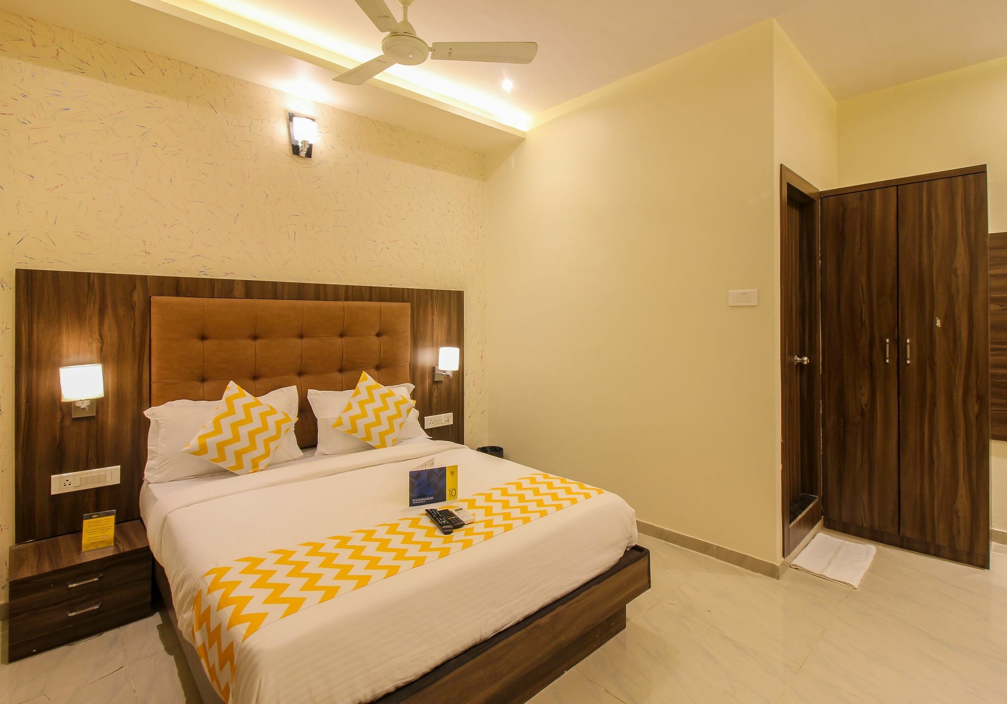 Fabhotel Amour - Nr Mumbai International Airport Exterior photo