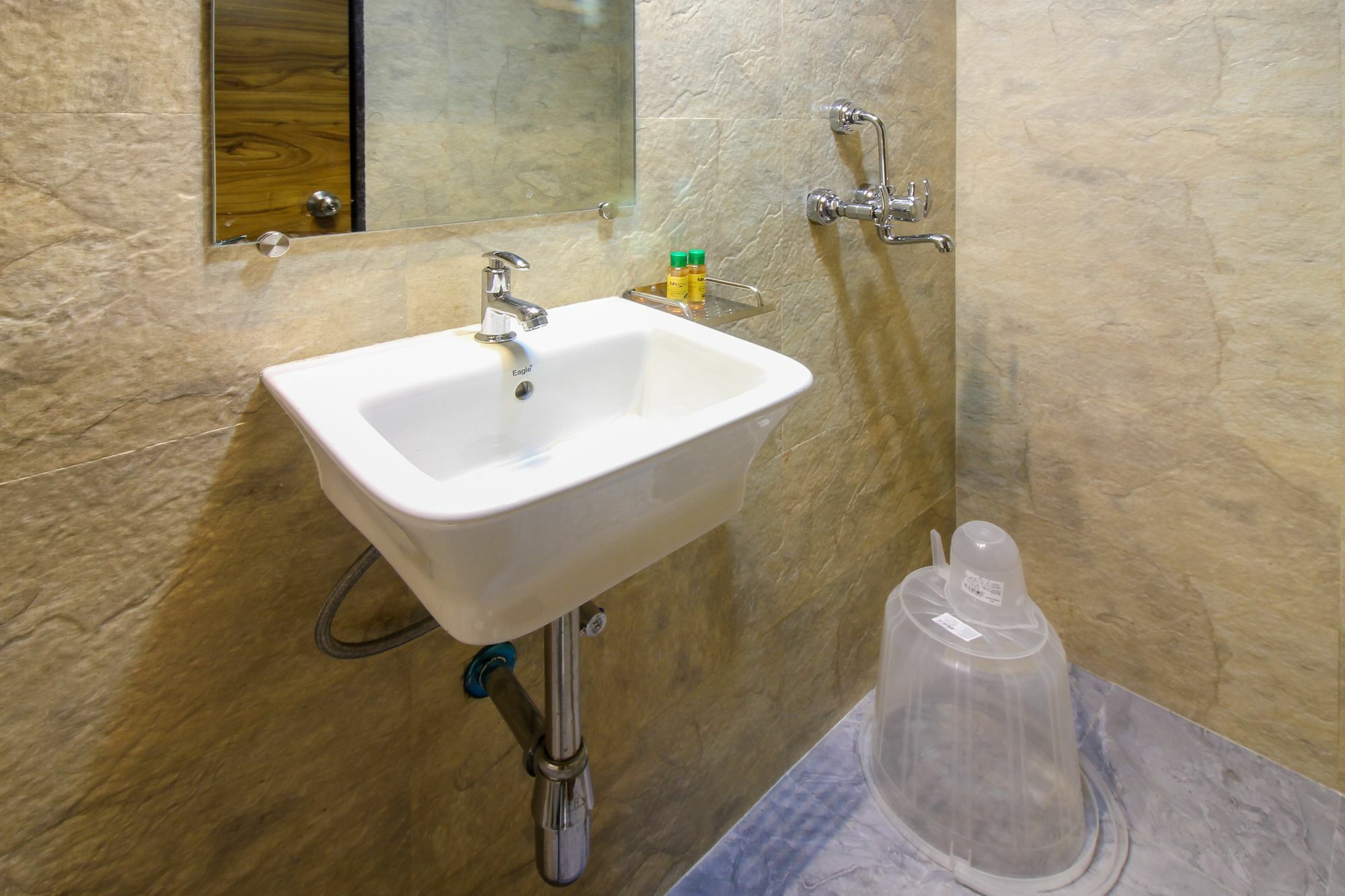 Fabhotel Amour - Nr Mumbai International Airport Exterior photo